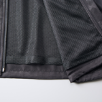 マイクロリップストップ素材のジップジャケット(ウッドランドブラック))の裾画像