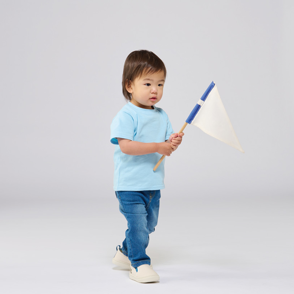 身長86cm 90サイズ/133ライトブルー着用